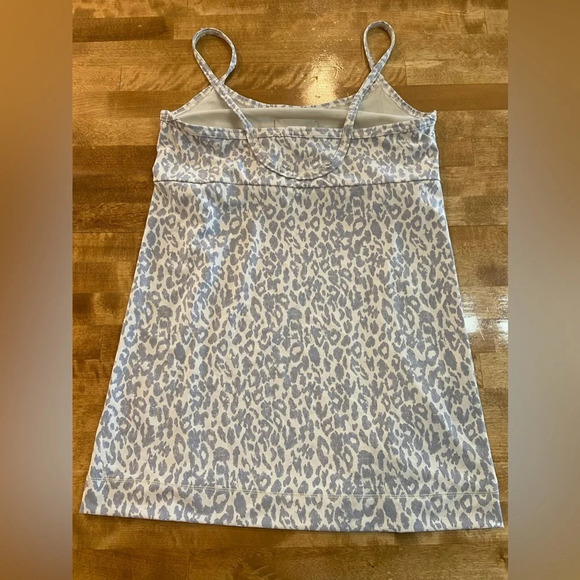JUICY COUTURE Grey Leopard Print Athletic Tank Top Medium - Picture 4 of 10